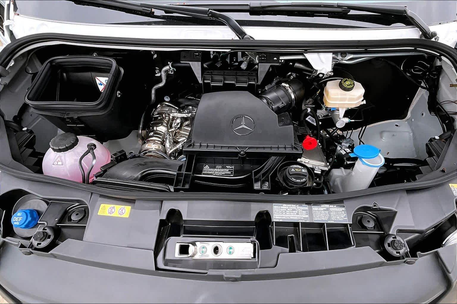 Thumbnail: 2026 Mercedes-Benz Sprinter - 9