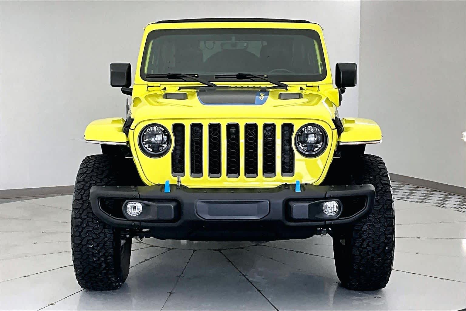 Thumbnail: 2023 Jeep Wrangler - 6