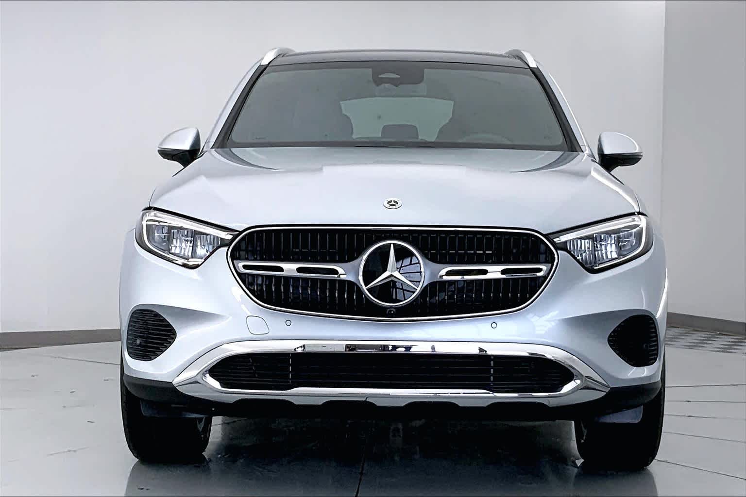 Thumbnail: 2025 Mercedes-Benz GLC - 6