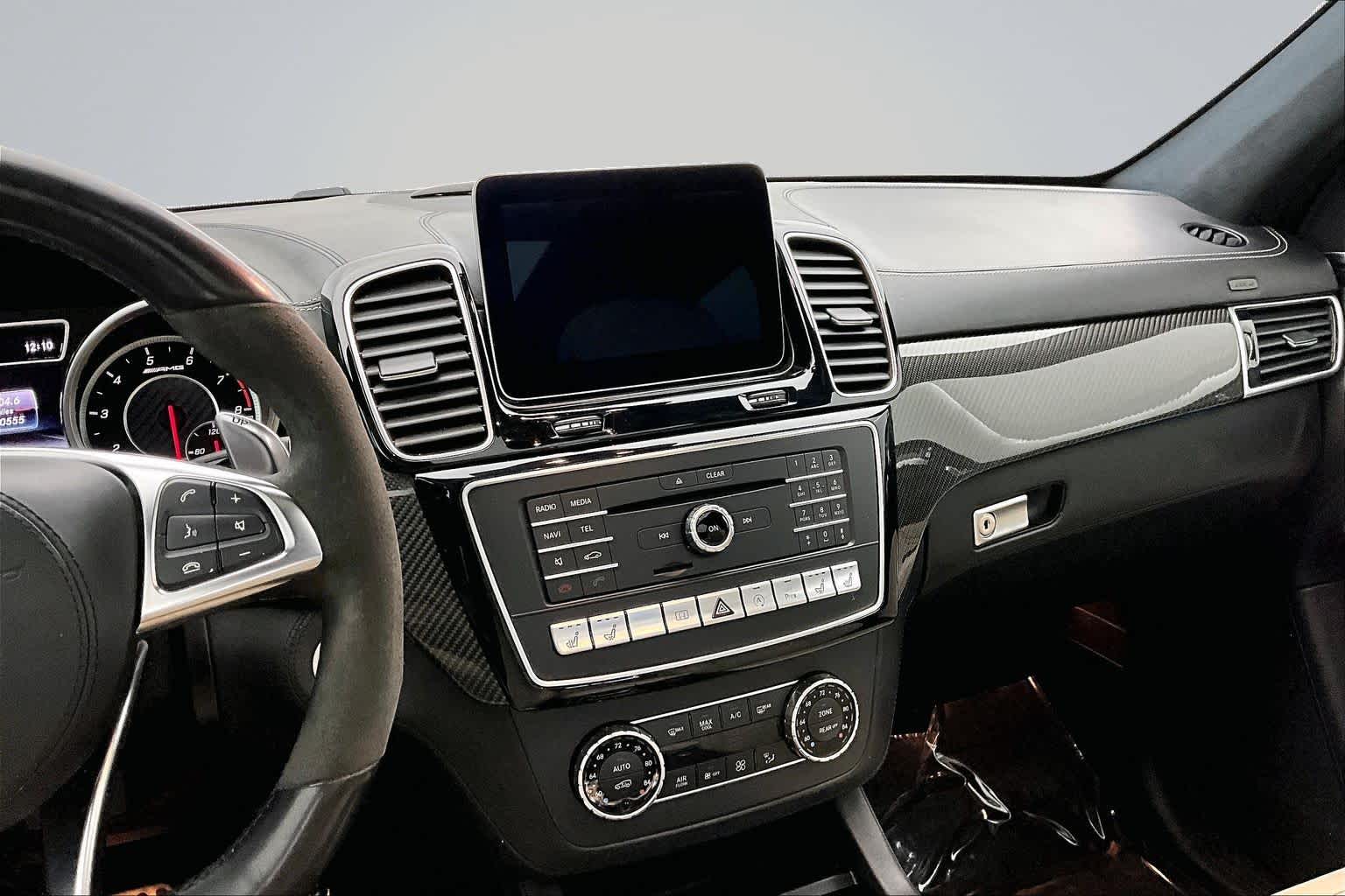 Thumbnail: 2017 Mercedes-Benz GL-Class - 16