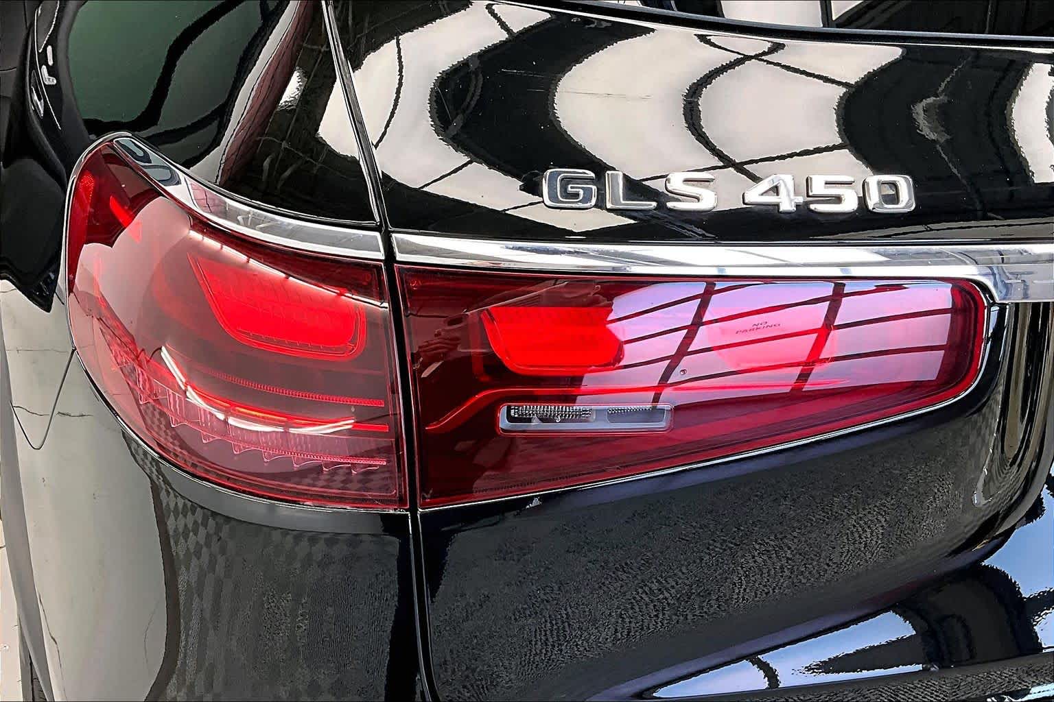 Thumbnail: 2024 Mercedes-Benz GLS - 25