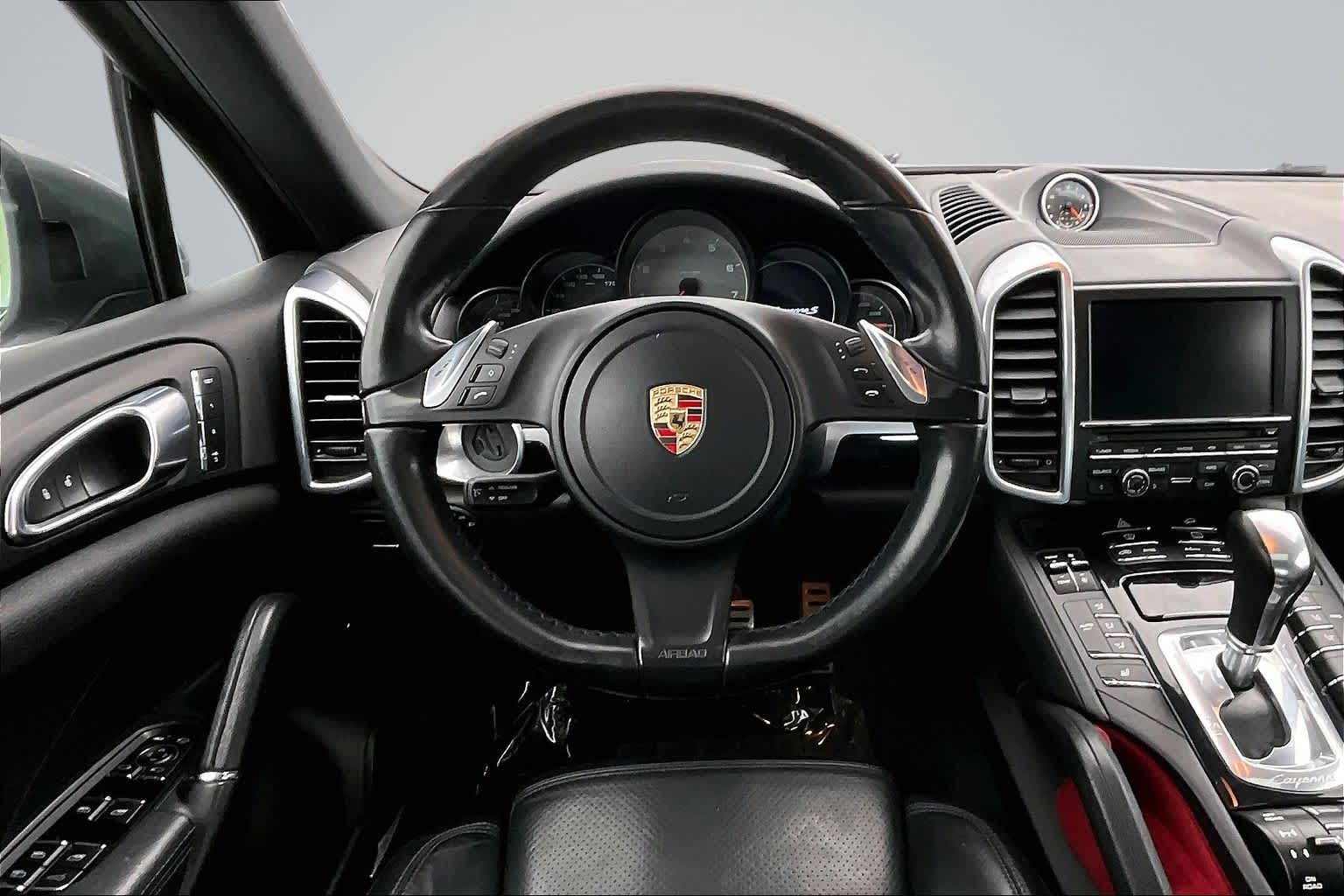 Thumbnail: 2014 Porsche Cayenne - 15