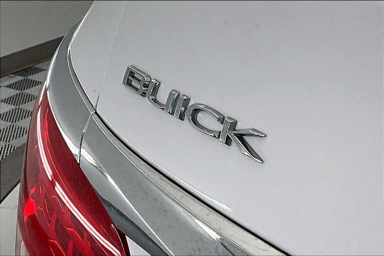 Thumbnail: 2015 Buick LaCrosse - 7