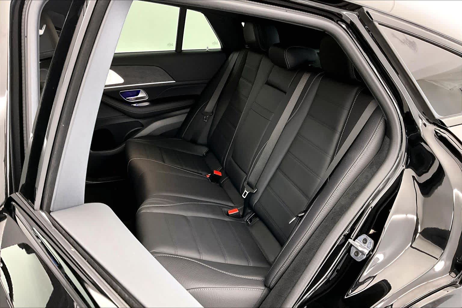 Thumbnail: 2026 Mercedes-Benz GLE - 13