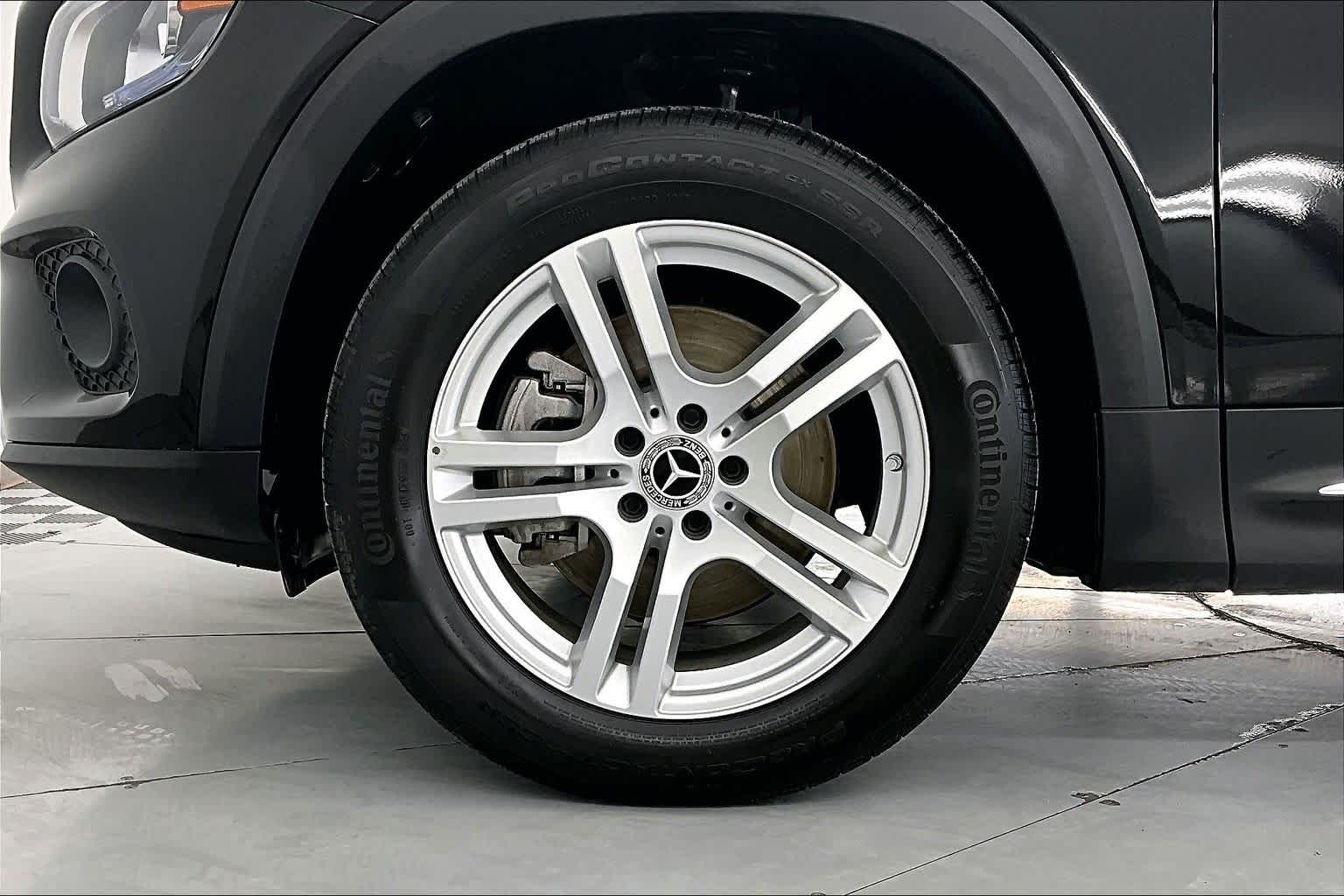 Thumbnail: 2023 Mercedes-Benz GLB - 8