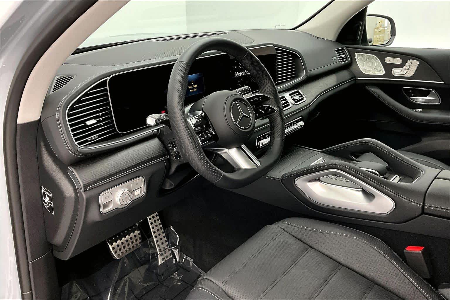 Thumbnail: 2026 Mercedes-Benz GLS - 2