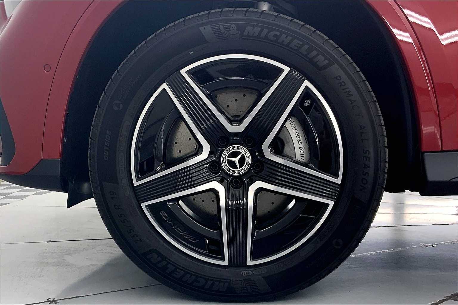 Thumbnail: 2026 Mercedes-Benz GLC - 8