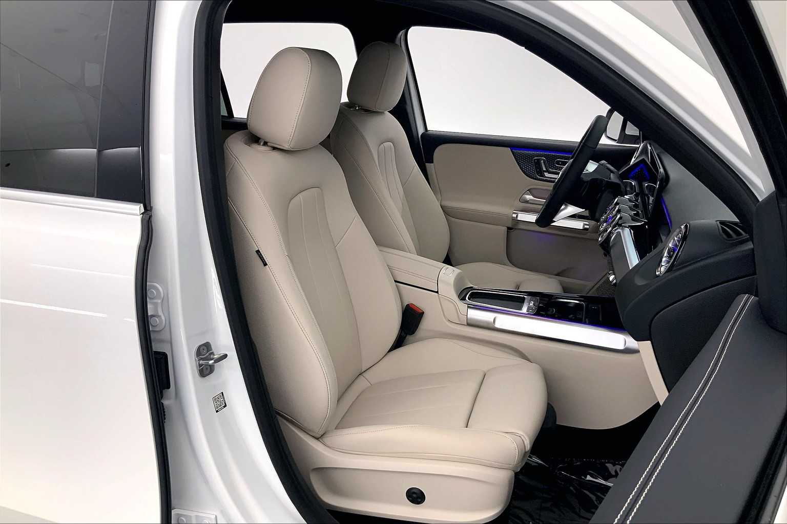 Thumbnail: 2025 Mercedes-Benz GLB - 14