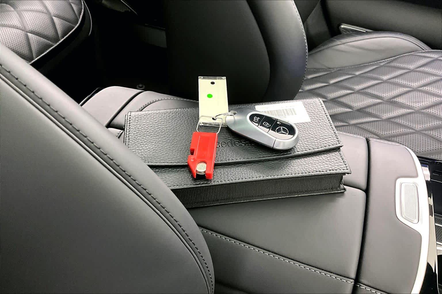 Thumbnail: 2024 Mercedes-Benz S-Class - 20