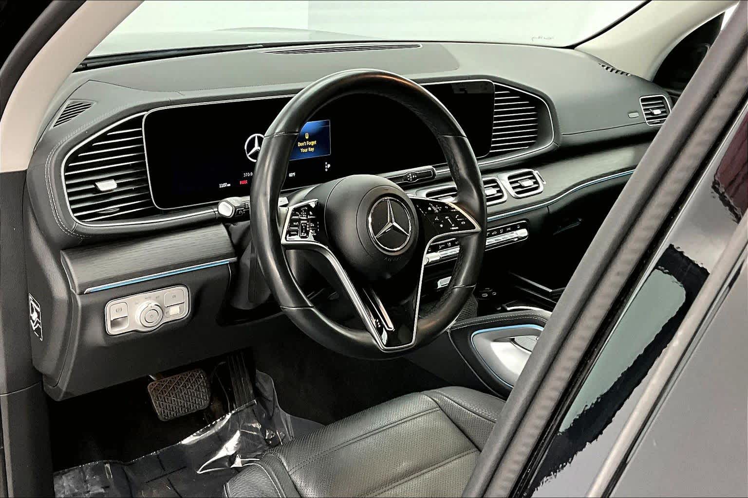 Thumbnail: 2024 Mercedes-Benz GLS - 2