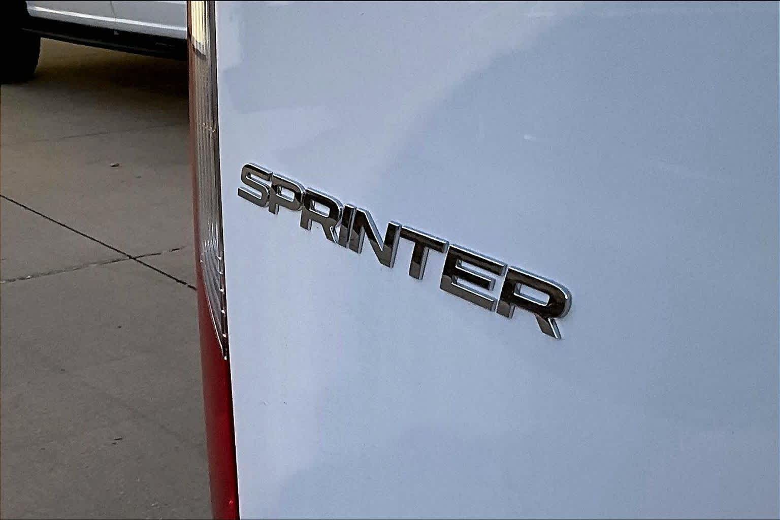 Thumbnail: 2026 Mercedes-Benz Sprinter - 7