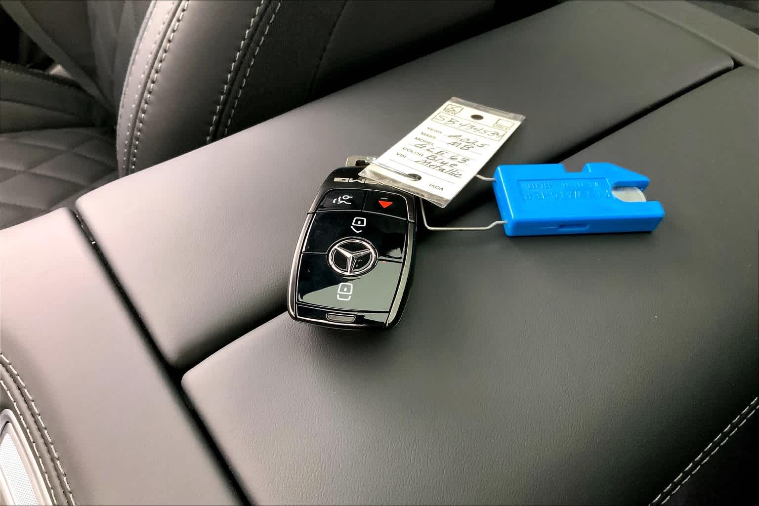 Thumbnail: 2025 Mercedes-Benz GL-Class - 20