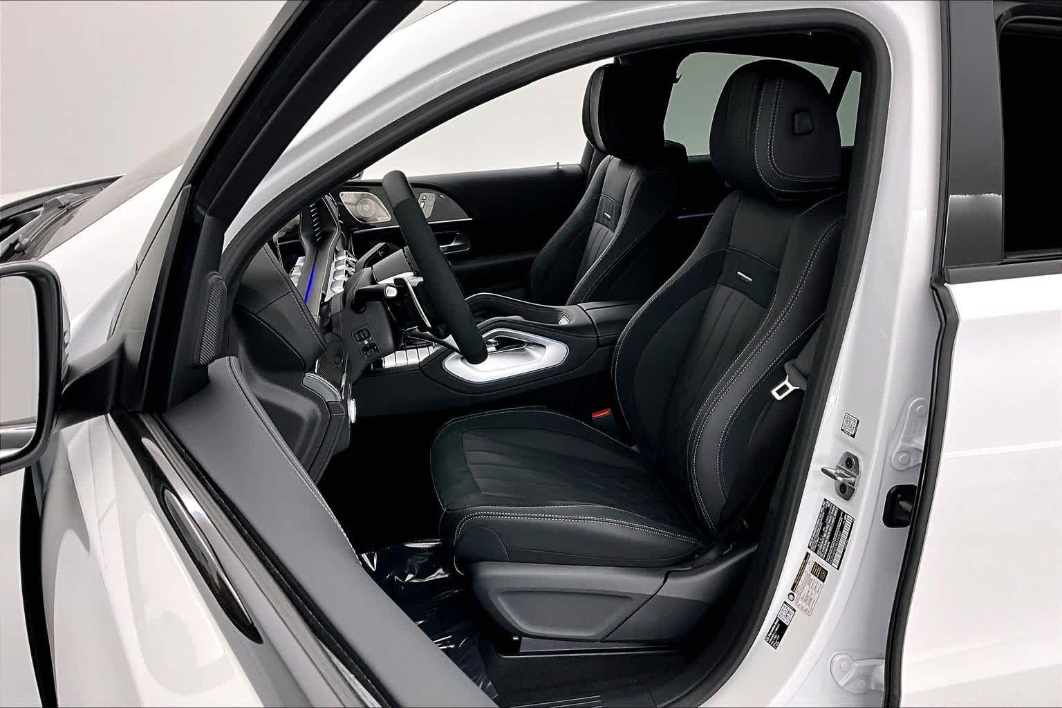 Thumbnail: 2026 Mercedes-Benz GL-Class - 11