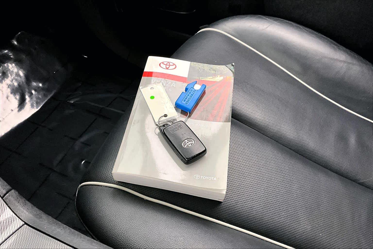 Thumbnail: 2015 Toyota Venza - 20