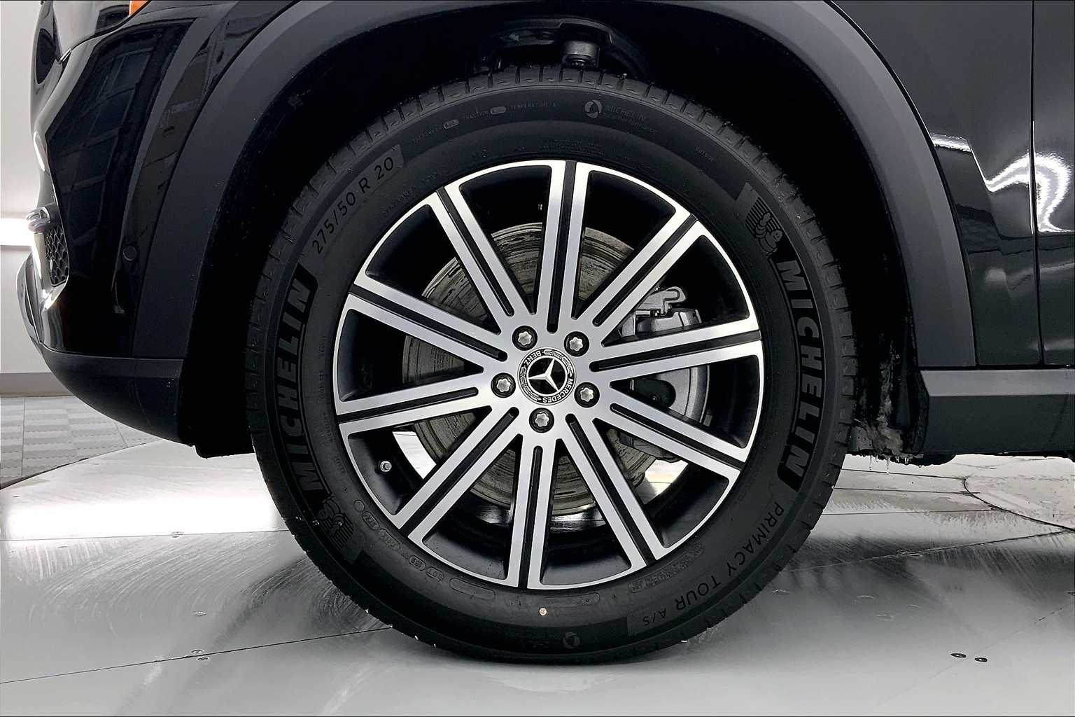 Thumbnail: 2025 Mercedes-Benz GLE - 8