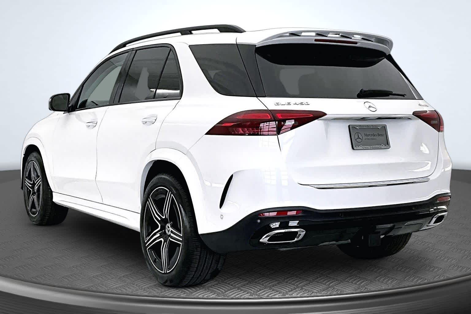 Thumbnail: 2026 Mercedes-Benz GLE - 4