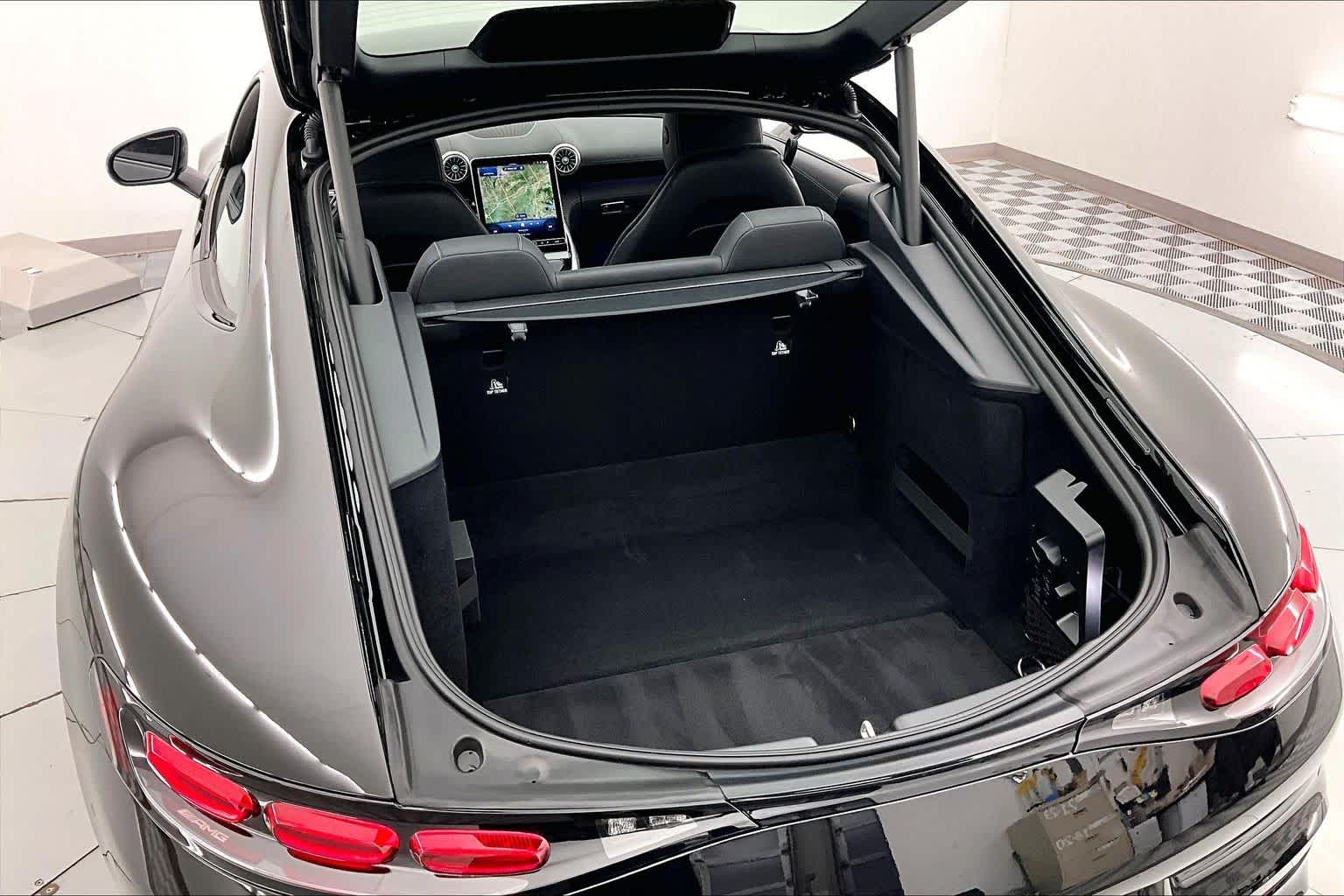 Thumbnail: 2026 Mercedes-Benz AMG GT - 18