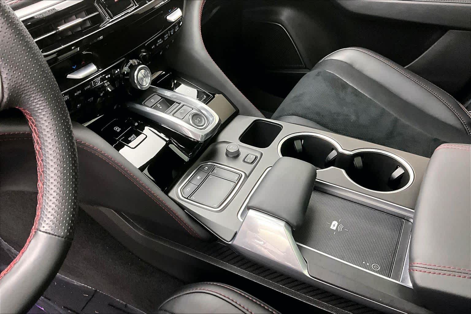 Thumbnail: 2023 Acura MDX - 17