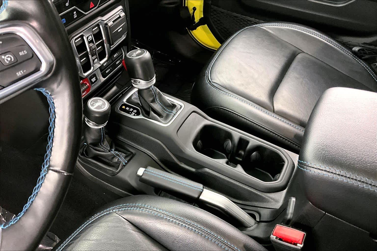 Thumbnail: 2023 Jeep Wrangler - 17