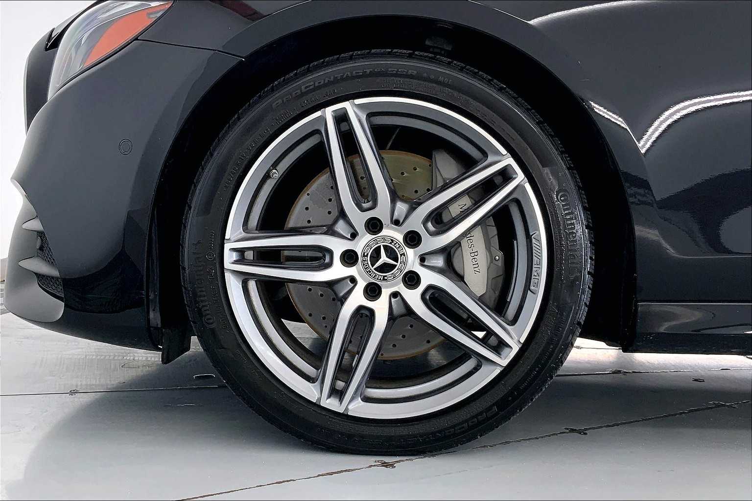 Thumbnail: 2019 Mercedes-Benz E-Class - 8