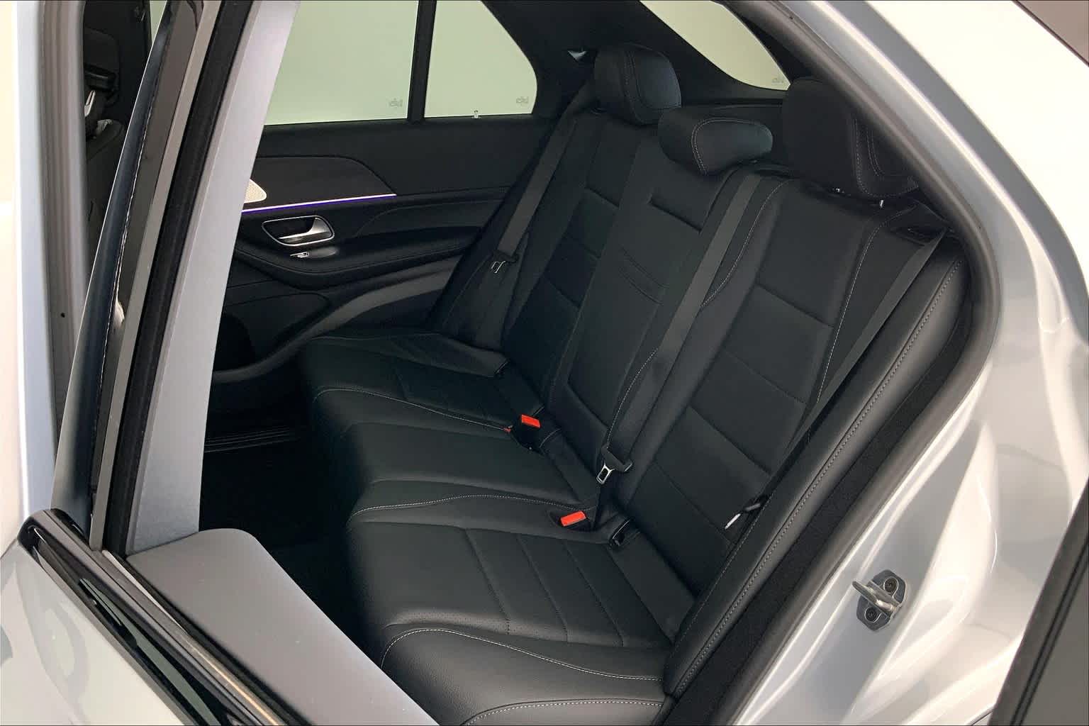 Thumbnail: 2025 Mercedes-Benz GLE - 13