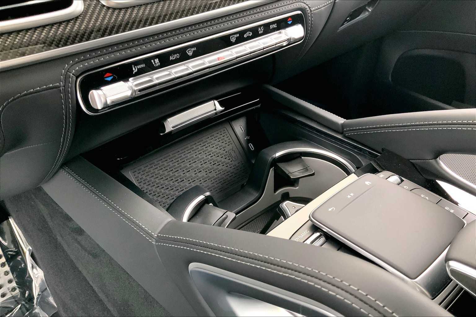 Thumbnail: 2026 Mercedes-Benz GL-Class - 23