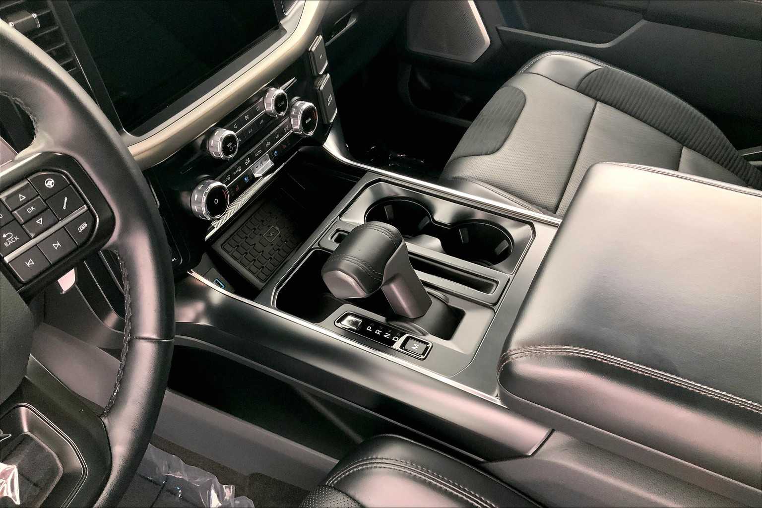 Thumbnail: 2023 Ford F-150 - 17