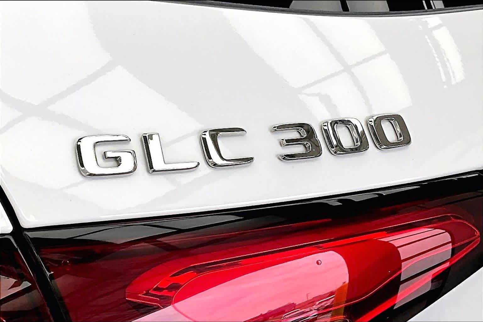 Thumbnail: 2025 Mercedes-Benz GLC - 7