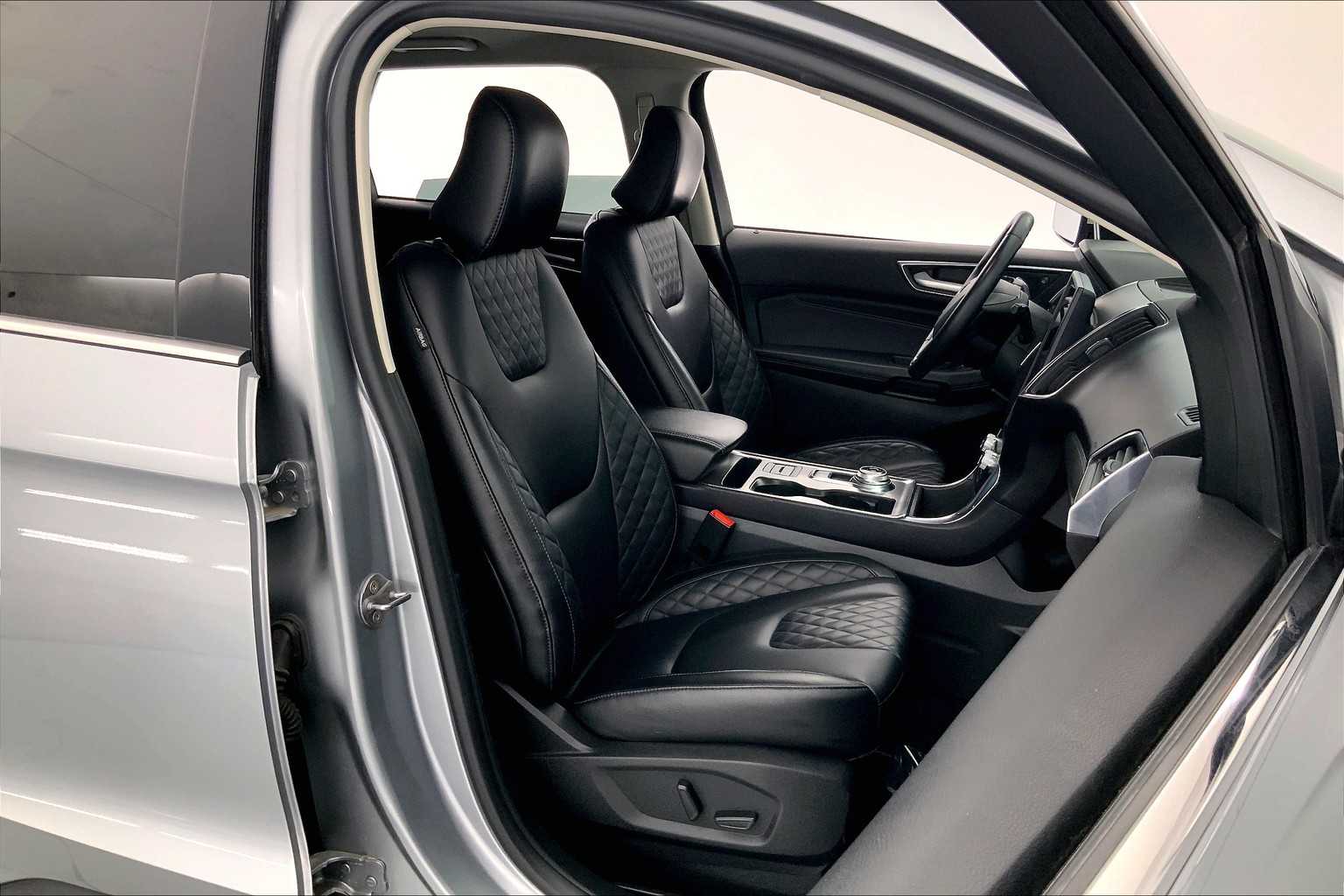 Thumbnail: 2024 Ford Edge - 14