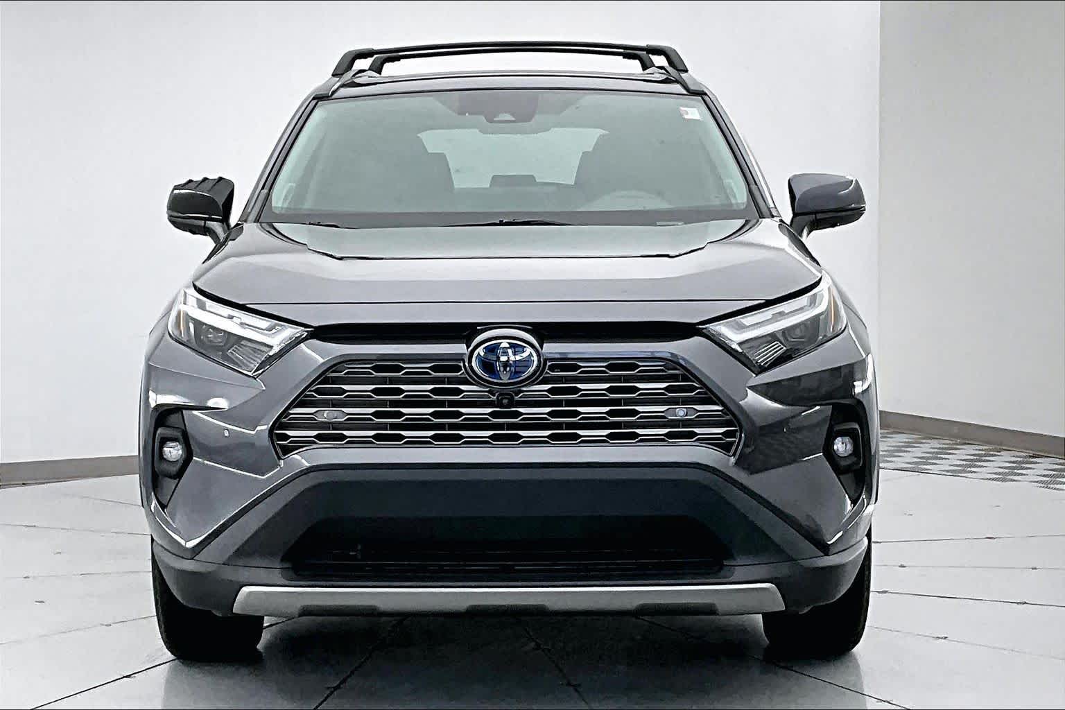 Thumbnail: 2023 Toyota RAV4 - 6