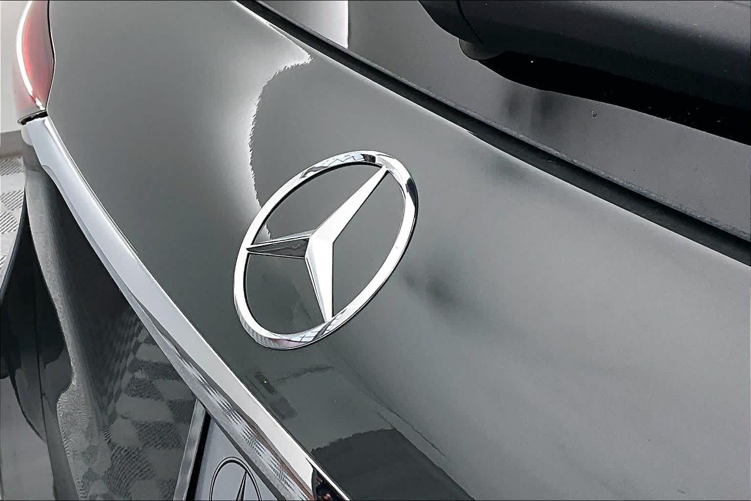 Thumbnail: 2026 Mercedes-Benz GLE - 22