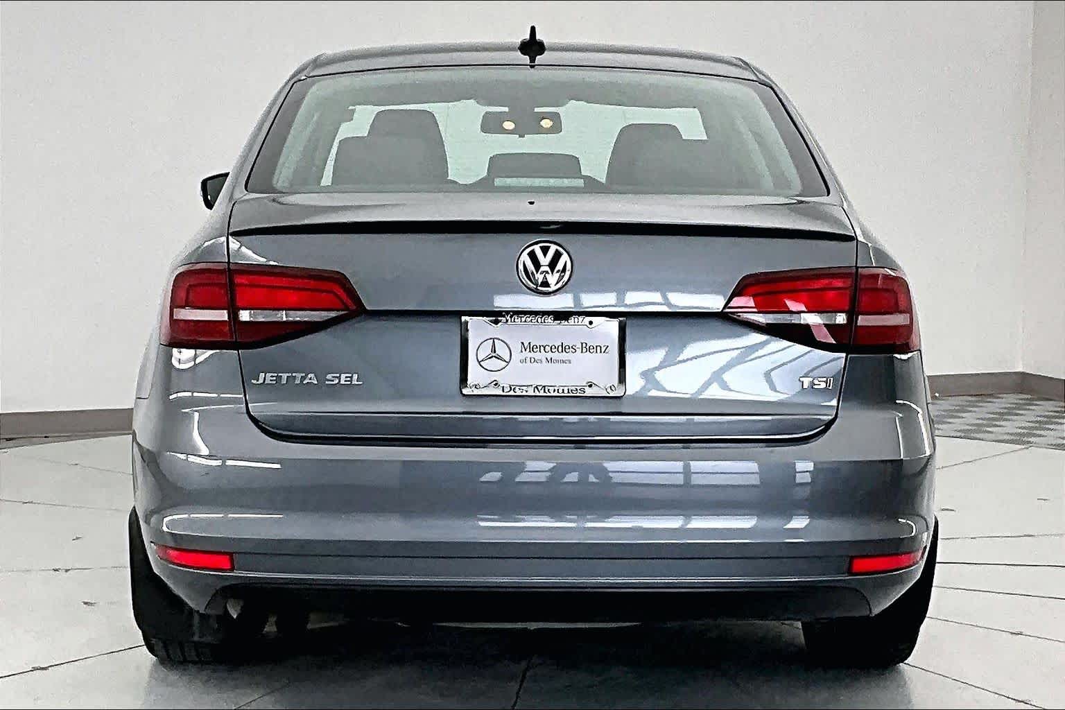 Thumbnail: 2016 Volkswagen Jetta - 5
