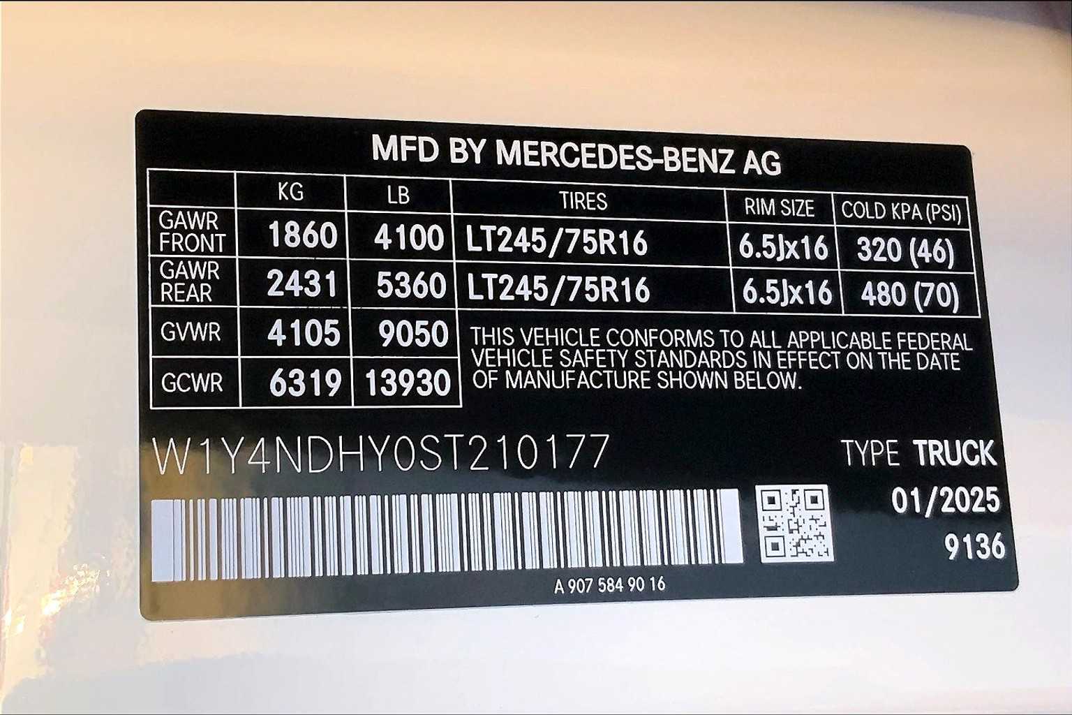 2025 Mercedes-Benz Sprinter 2500 24