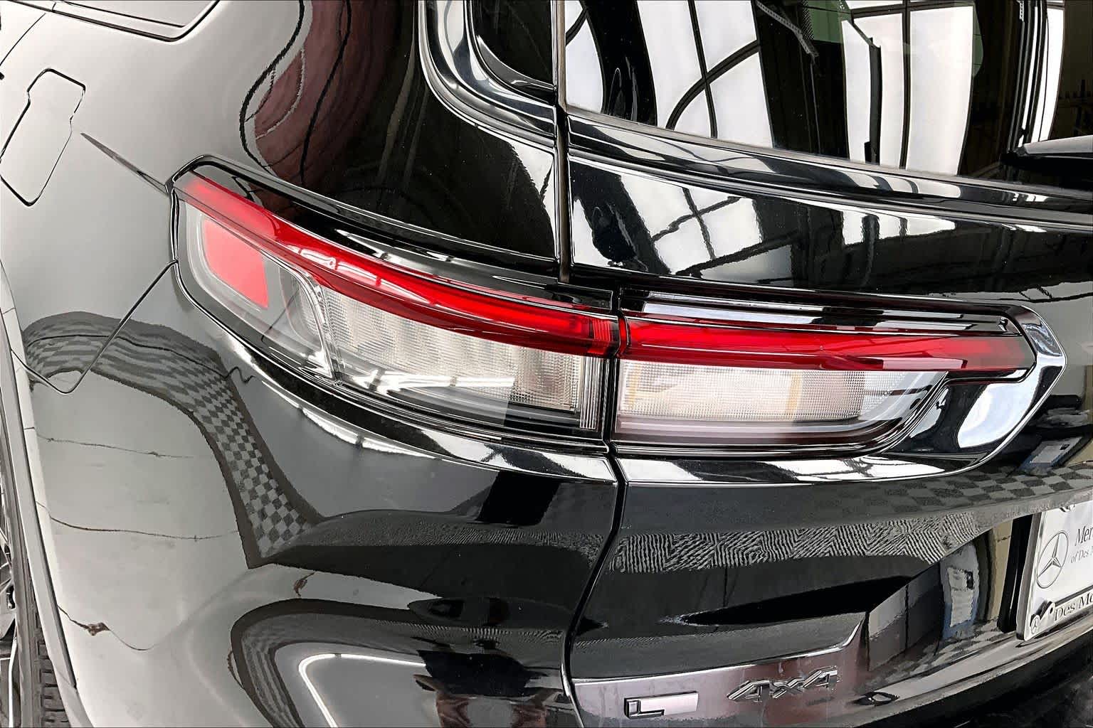 Thumbnail: 2021 Jeep Grand Cherokee L - 25