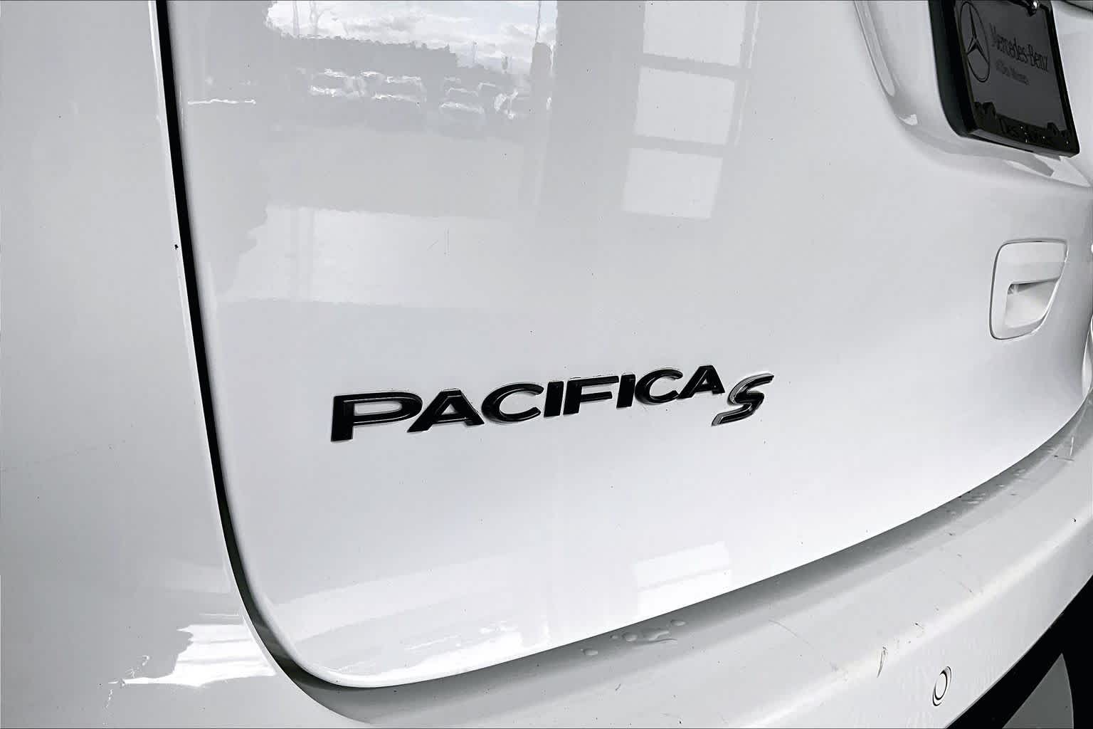 Thumbnail: 2020 Chrysler Pacifica - 7