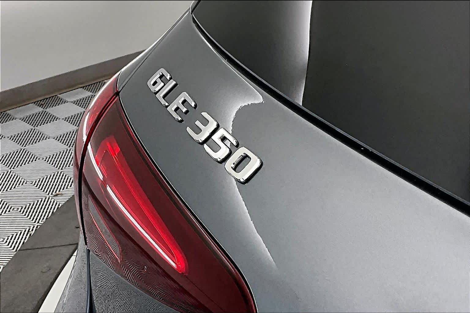 Thumbnail: 2026 Mercedes-Benz GLE - 7