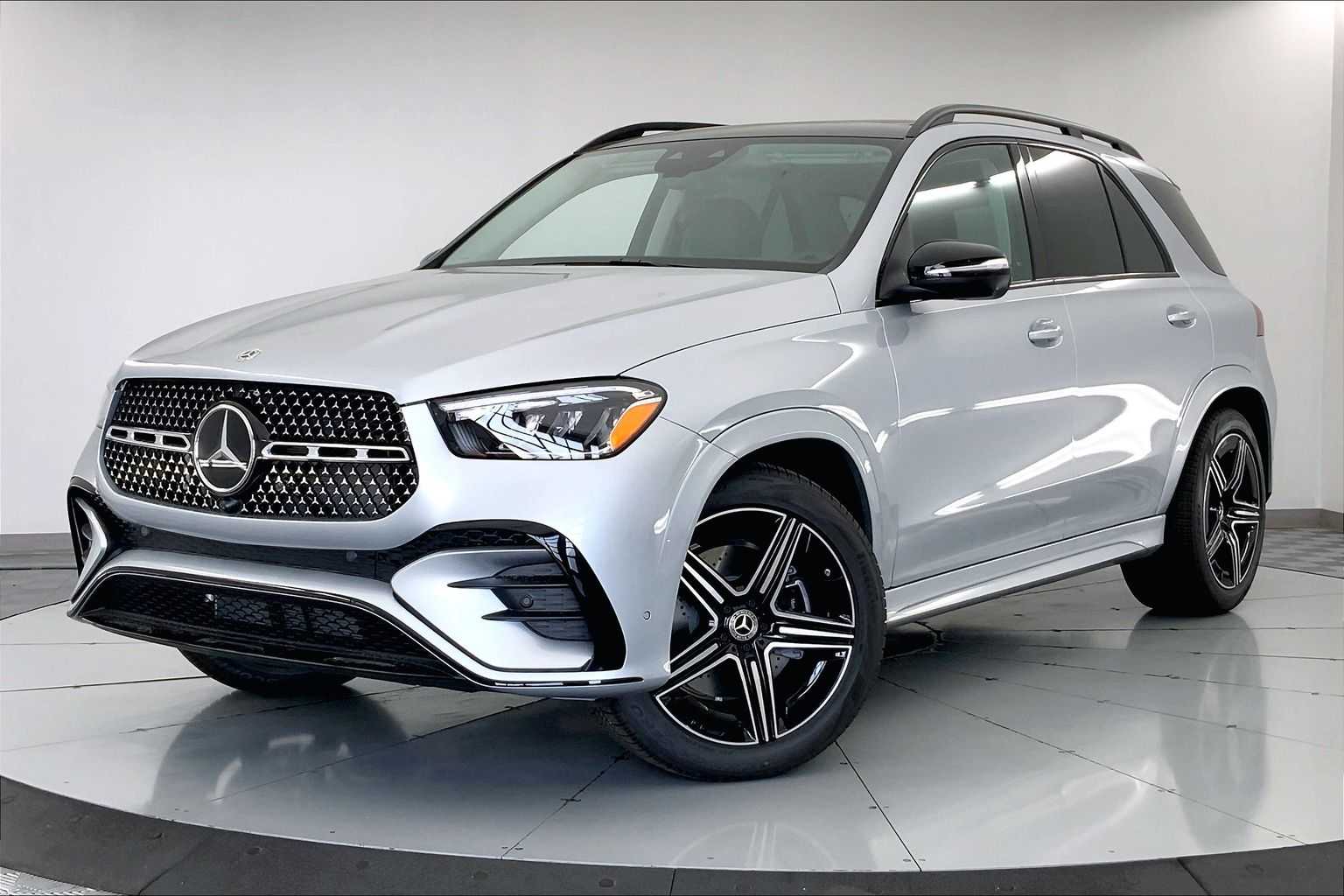 Thumbnail: 2026 Mercedes-Benz GLE - 1