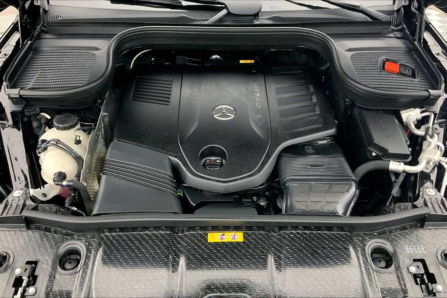 Thumbnail: 2025 Mercedes-Benz GLE - 9