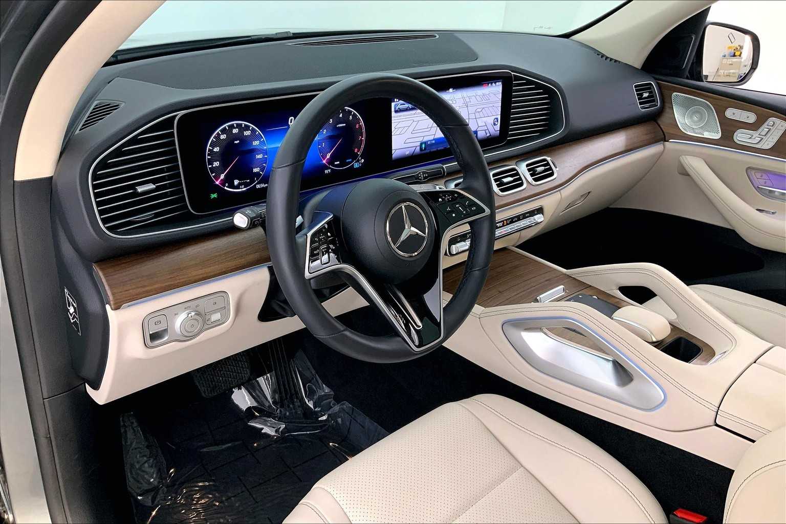 Thumbnail: 2024 Mercedes-Benz GLE - 2