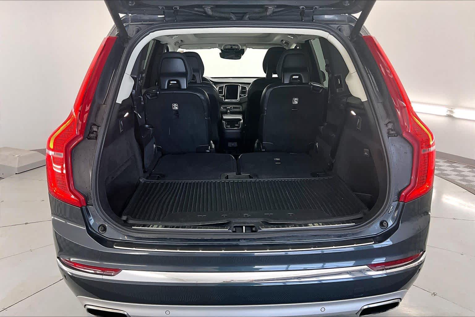 Thumbnail: 2021 Volvo XC90 - 19