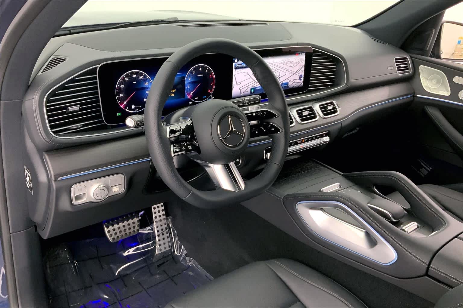 Thumbnail: 2025 Mercedes-Benz GLS - 2
