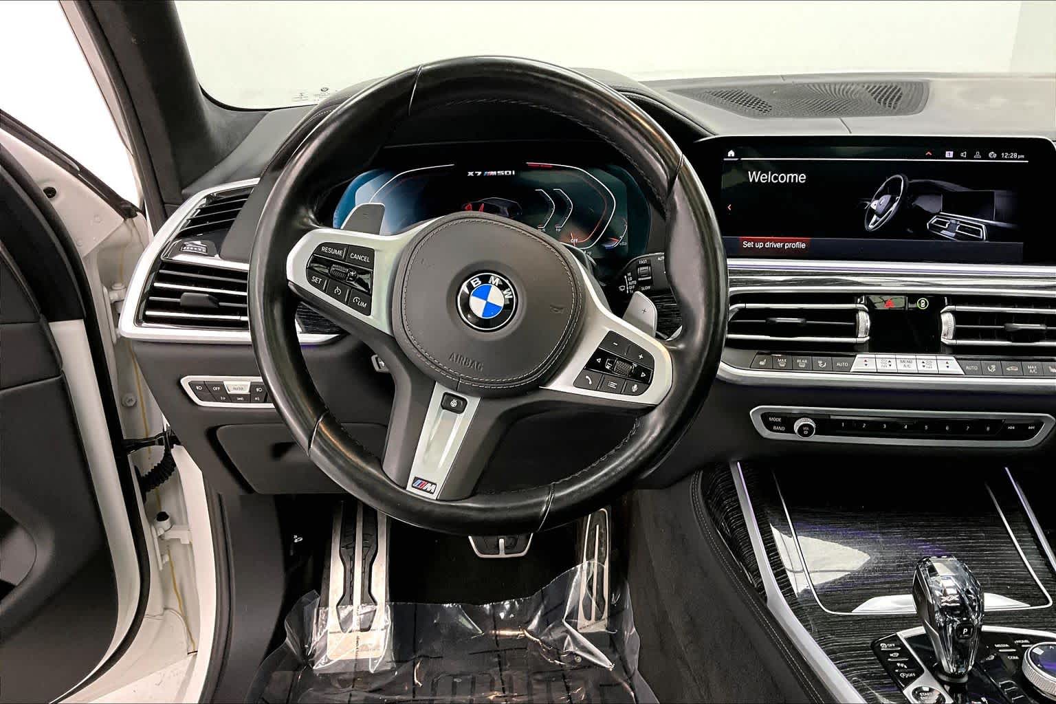 Thumbnail: 2021 BMW X7 - 15