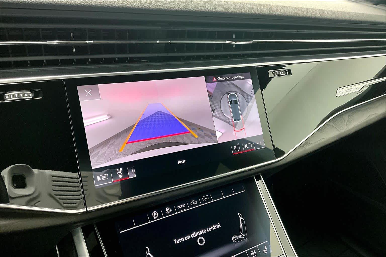 Thumbnail: 2021 Audi Q8 - 21