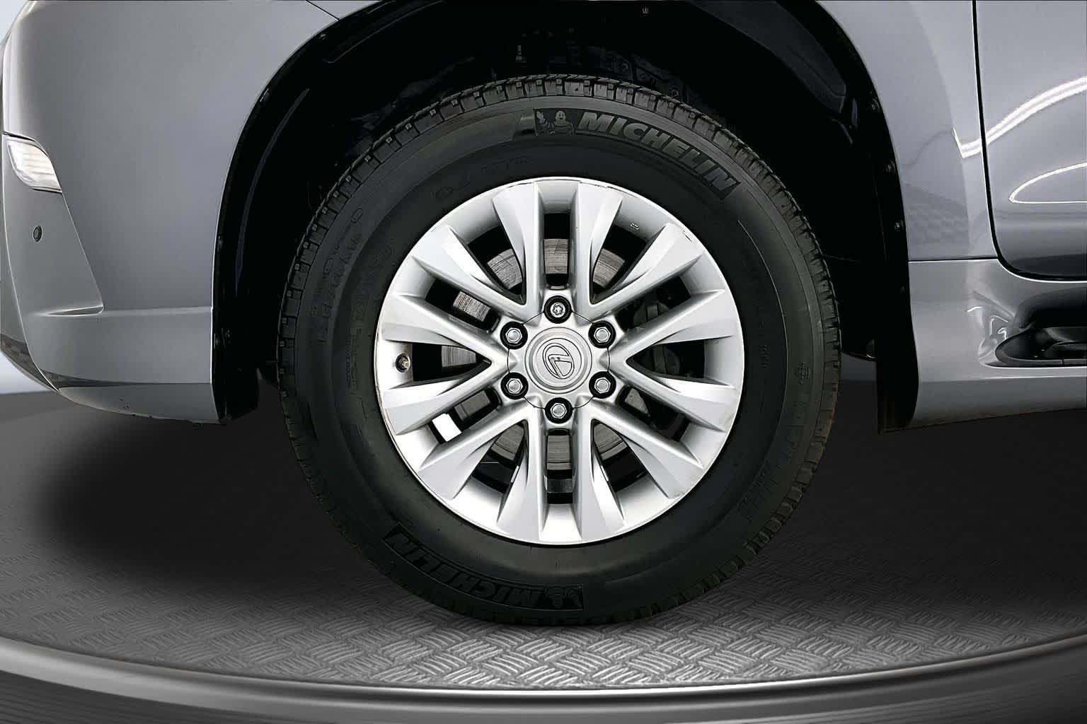 Thumbnail: 2021 Lexus GX - 8
