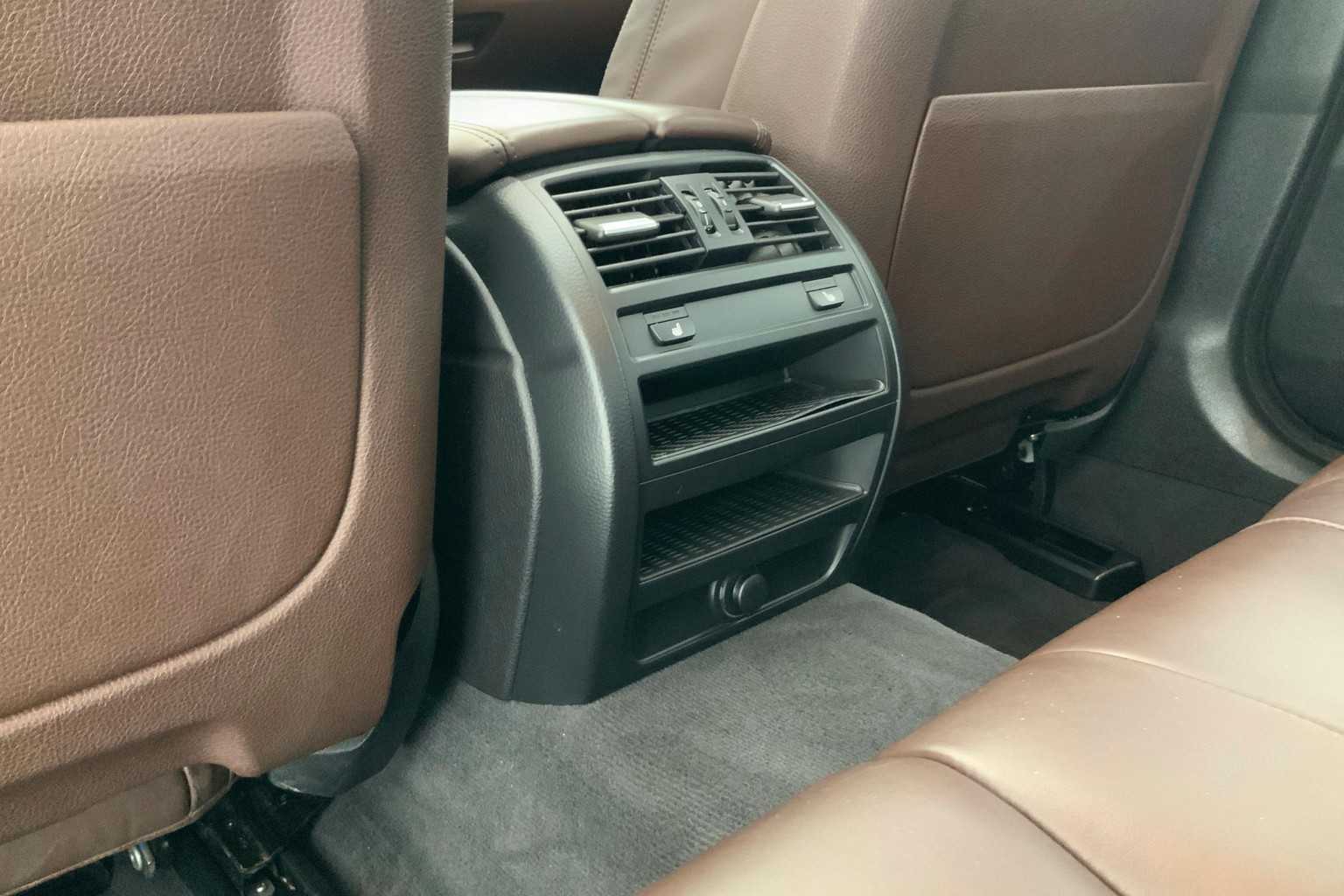 2014 BMW 5 Series 535i xDrive 29