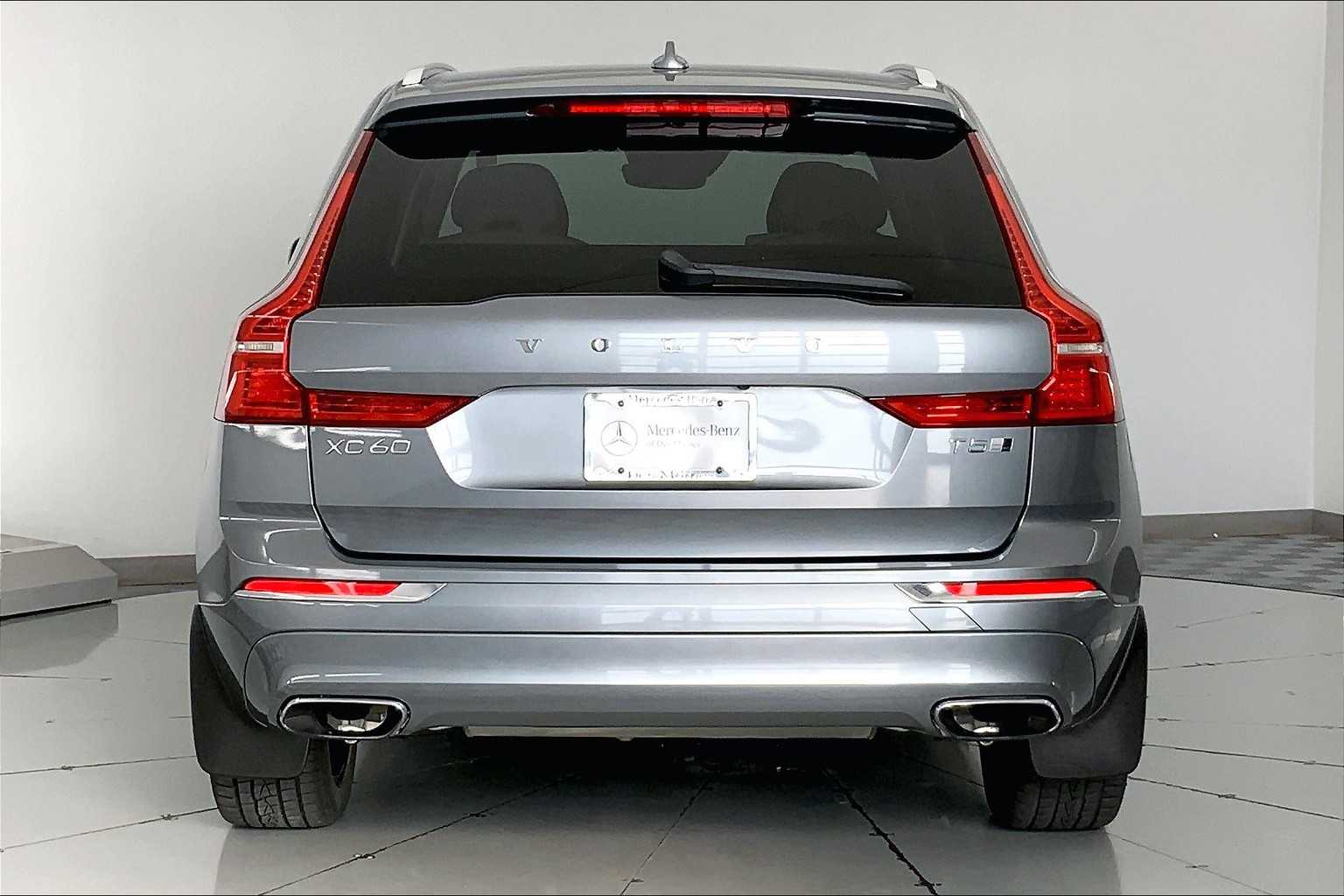 Thumbnail: 2018 Volvo XC60 - 5