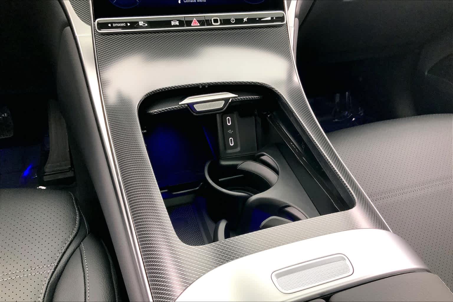 Thumbnail: 2025 Mercedes-Benz GLC - 23