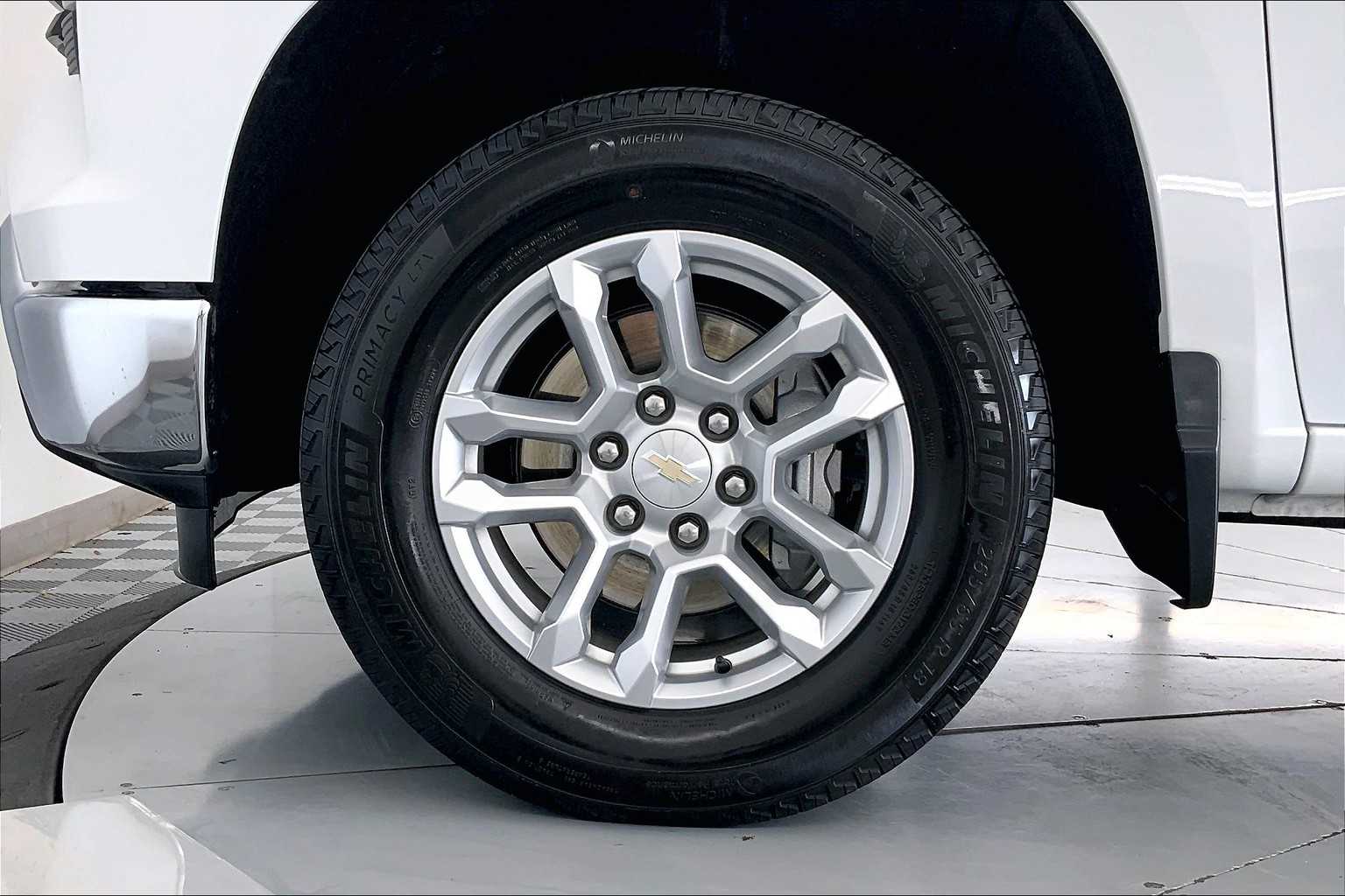 Thumbnail: 2024 Chevrolet Silverado 1500 - 8