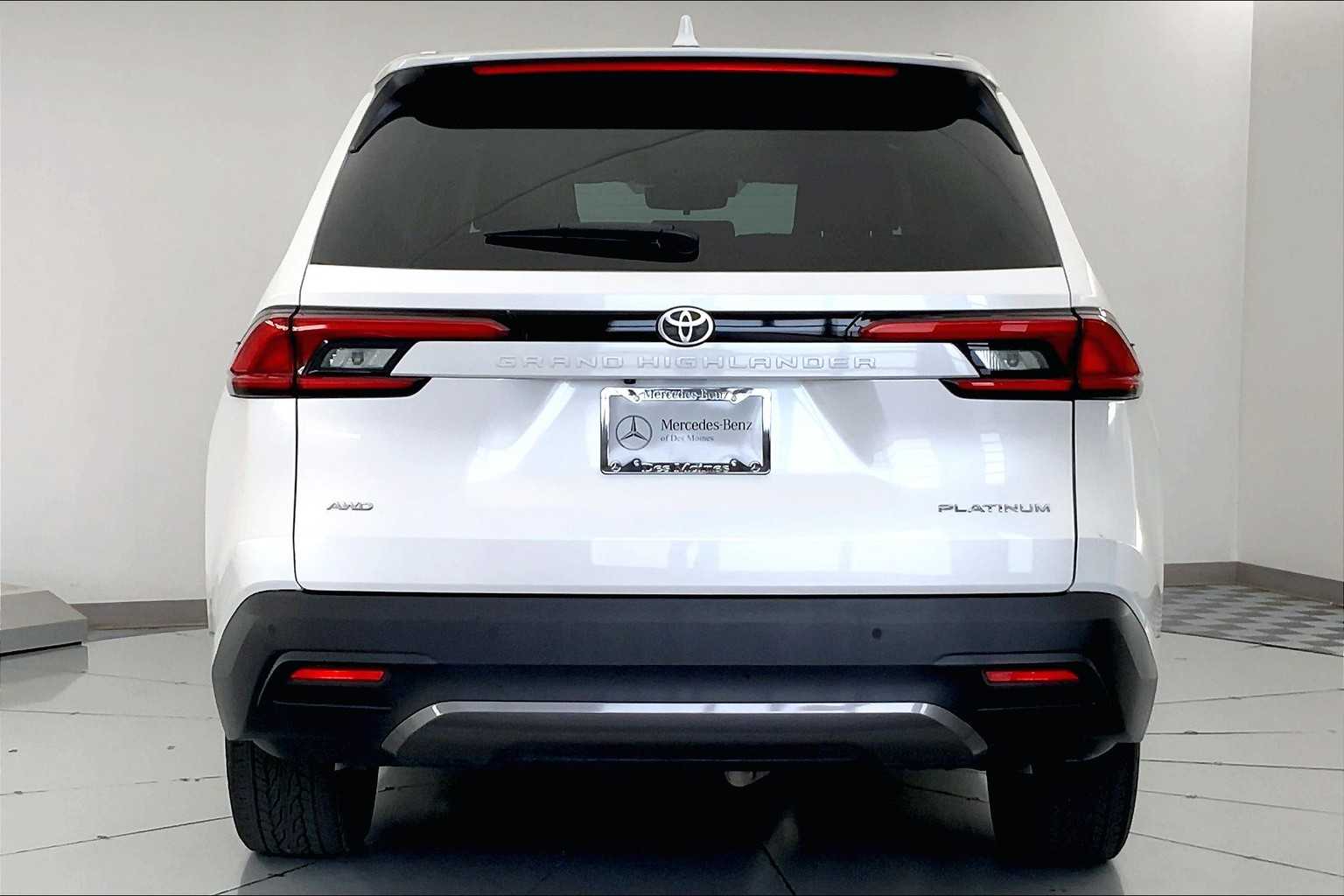 Thumbnail: 2024 Toyota Grand Highlander - 5
