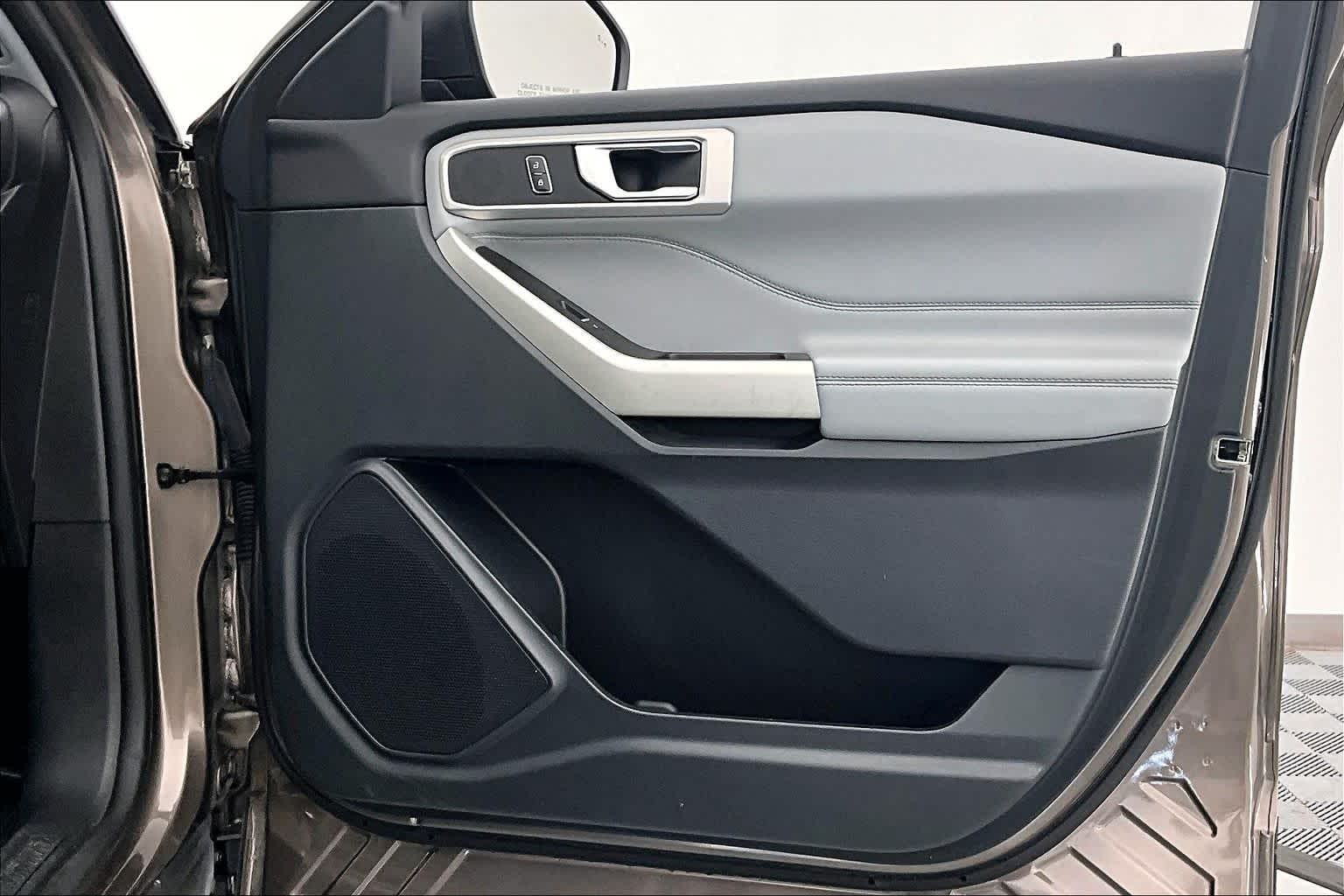 Thumbnail: 2021 Ford Explorer - 23